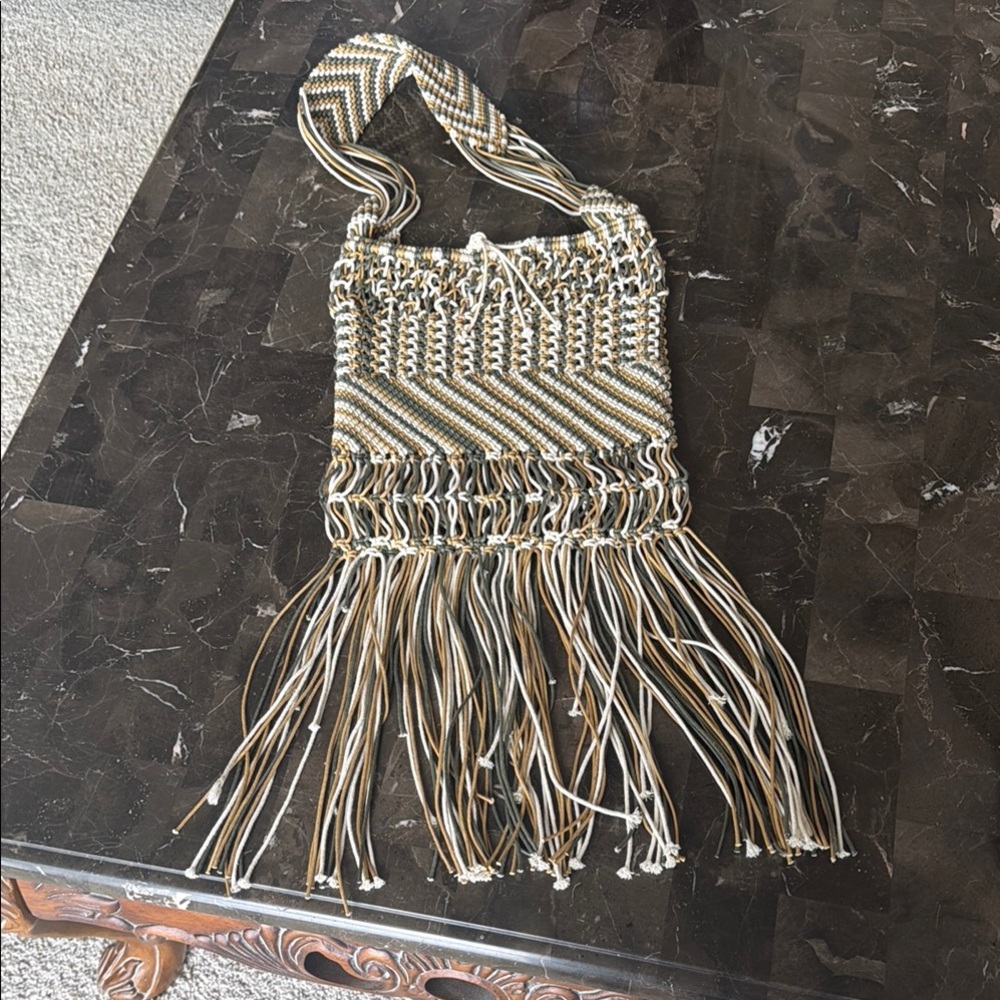 NWOT Handwoven Macrame Fringe Shoulder Bag in Olive, Gold & Cream